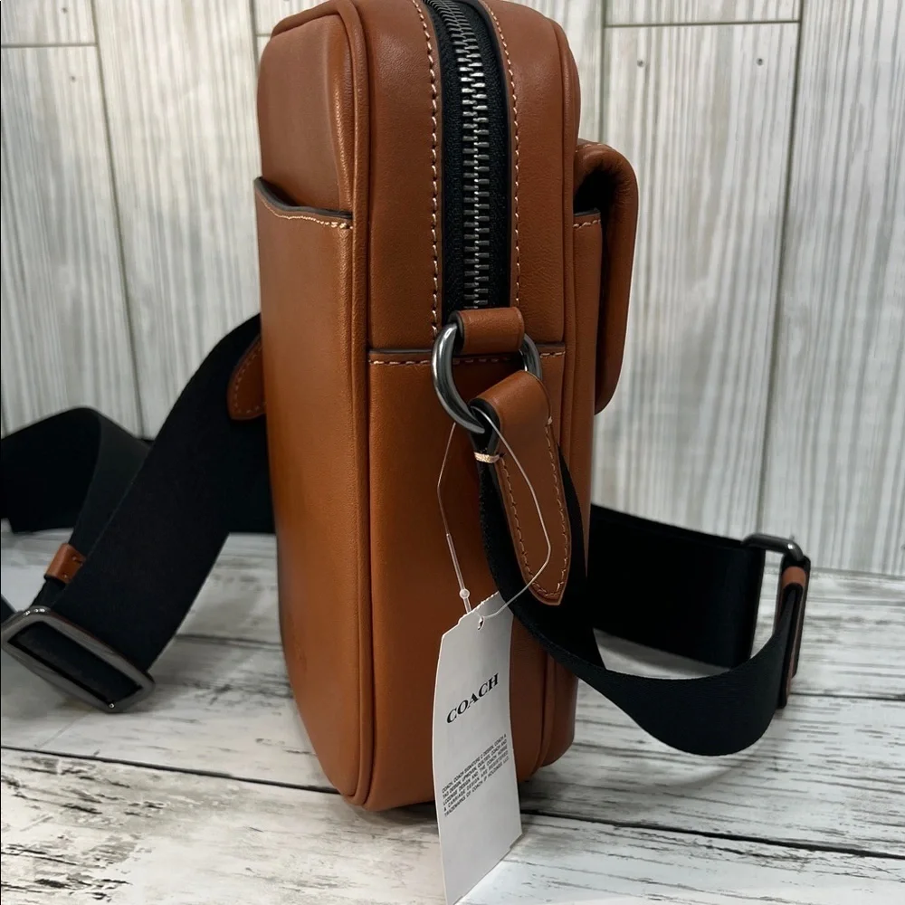 Coach Men’s Leather Crossbody Bag Slim Turnlock Messenger Saddle Brown